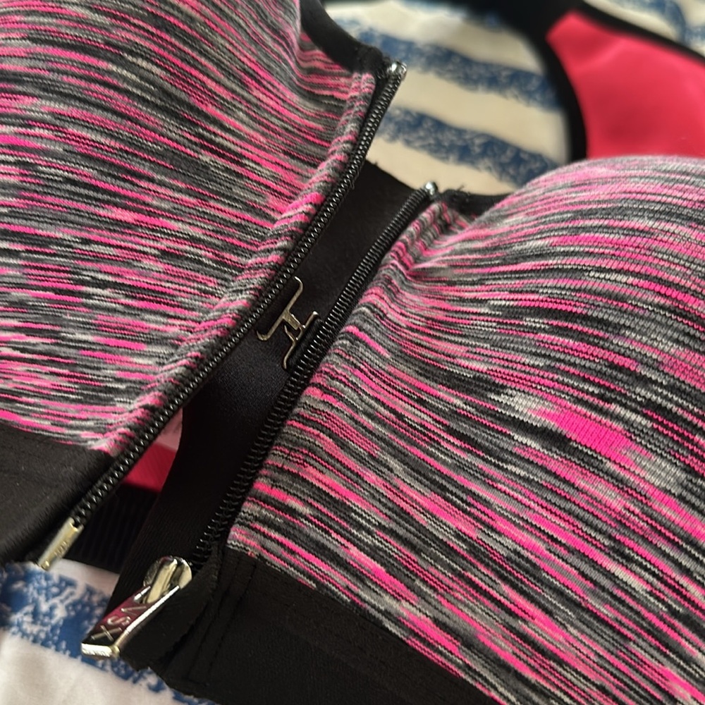 VSX Sport (Victoria’s Secret) Sports Bra 32DD molded cups adjustable straps NICE - Picture 4 of 11
